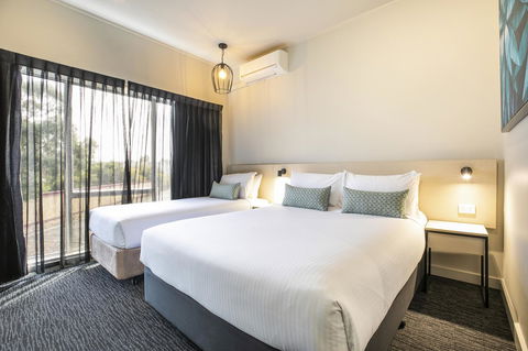 Nightcap At Excelsior Hotel - Accommodation Sunshine Coast 0