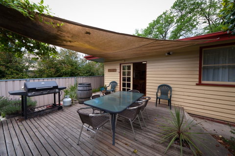 National Hotel Complex Bendigo - Accommodation Sunshine Coast 7