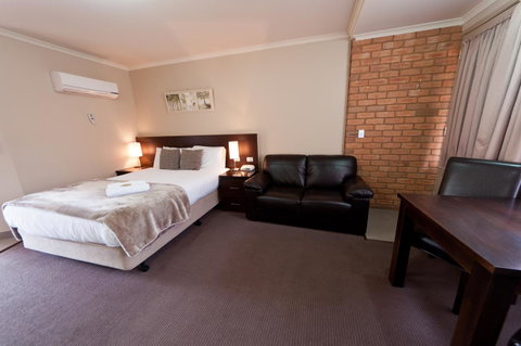 National Hotel Complex Bendigo - Accommodation Sunshine Coast 11