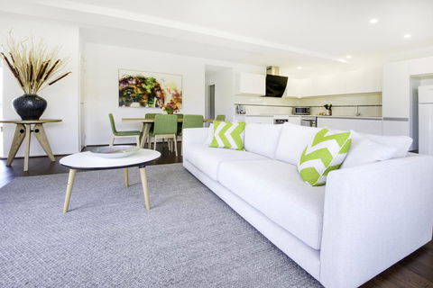 Phillip Island Towers - Accommodation Sunshine Coast 7