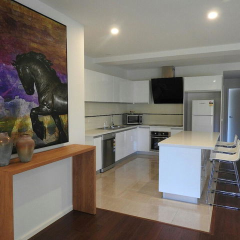 Phillip Island Towers - Accommodation Sunshine Coast 26