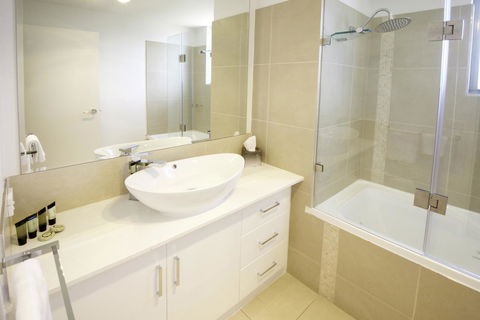 Phillip Island Towers - Accommodation Sunshine Coast 10