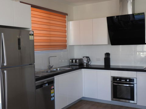 Phillip Island Towers - Accommodation Sunshine Coast 13