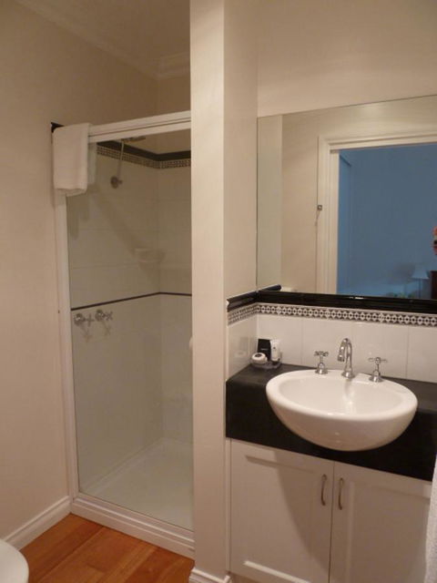 Beechwood Apartment - Accommodation Sunshine Coast 8
