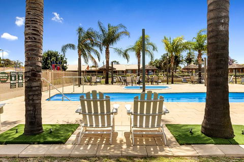 Lakeside Country Club - Accommodation Sunshine Coast 3