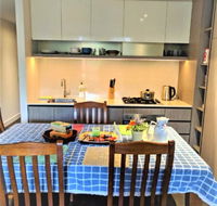 Camberwell Burke Road Apartment - Accommodation Sunshine Coast
