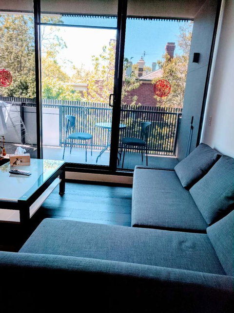 Camberwell Burke Road Apartment - Accommodation Sunshine Coast 1