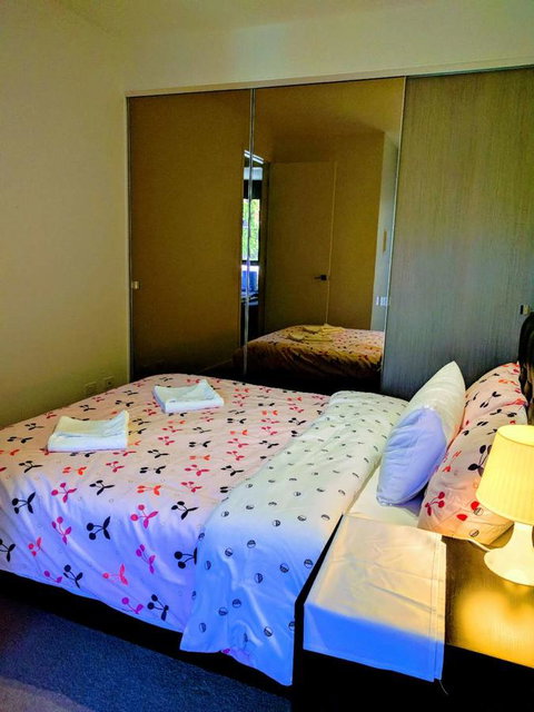 Camberwell Burke Road Apartment - Accommodation Sunshine Coast 4