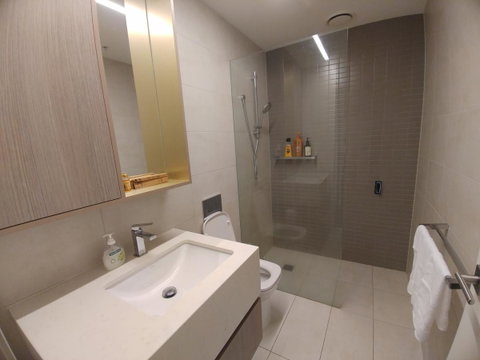 Camberwell Burke Road Apartment - Accommodation Sunshine Coast 9