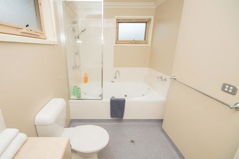 The Pitch - Accommodation Sunshine Coast 19