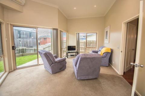 The Pitch - Accommodation Sunshine Coast 32