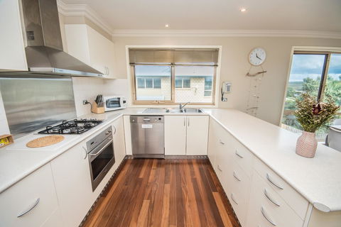 The Pitch - Accommodation Sunshine Coast 7