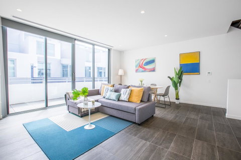 Docklands Waterfront Luxury Villa - Accommodation Sunshine Coast 32