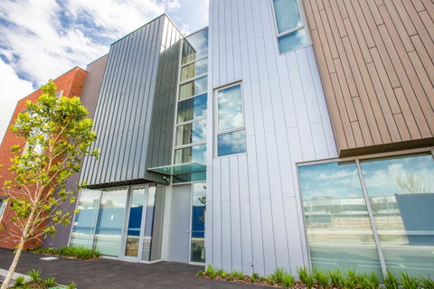 Docklands Waterfront Luxury Villa - Accommodation Sunshine Coast 0