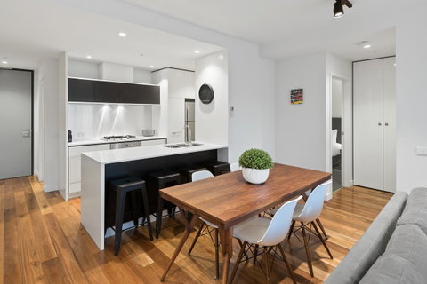 District Apartments Fitzroy - Accommodation Sunshine Coast 9