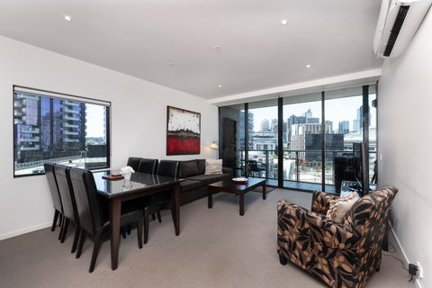Dockland Kings Lucky 805 - Accommodation Sunshine Coast 1
