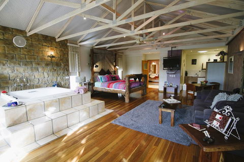 Ditto Daddy's - Accommodation Sunshine Coast 16