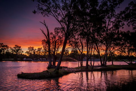 Ditto Daddy's - Accommodation Sunshine Coast 11