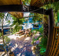 Cool Bananas Backpackers - Accommodation Sunshine Coast