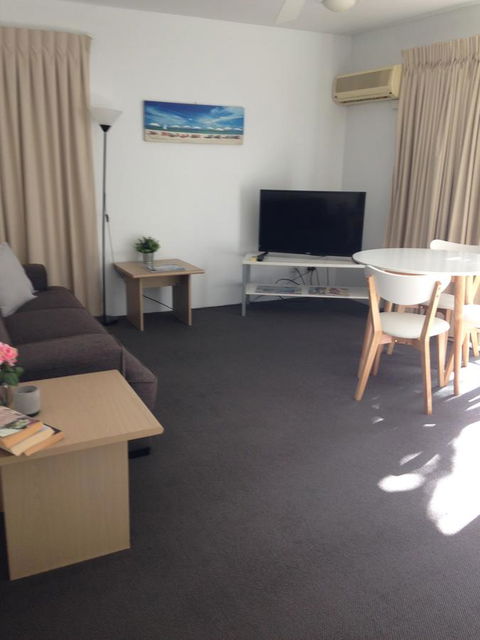 Chez Noosa Resort Motel - Accommodation Sunshine Coast 1