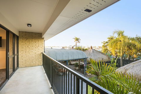 Nightcap At Kawana Waters Hotel - Accommodation Sunshine Coast 39