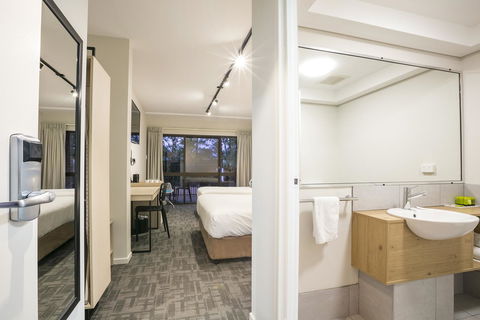 Nightcap At Kawana Waters Hotel - Accommodation Sunshine Coast 14