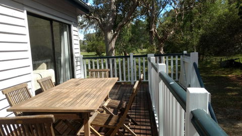 Lake Weyba Noosa Lodge & Kangaroos - Accommodation Sunshine Coast 21