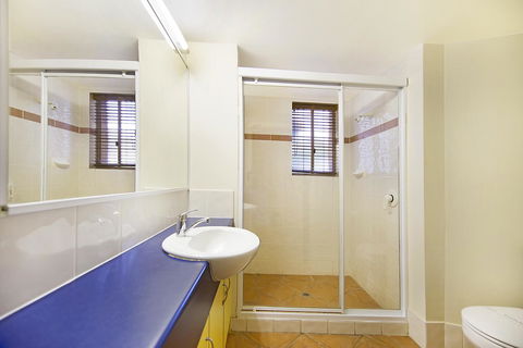 Whale Watch Ocean Beach Resort - Accommodation Sunshine Coast 5