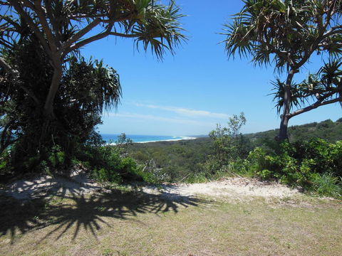 Whale Watch Ocean Beach Resort - Accommodation Sunshine Coast 3