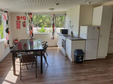 Castaways Moreton Island - Accommodation Sunshine Coast 16