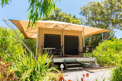 Castaways Moreton Island - Accommodation Sunshine Coast 0