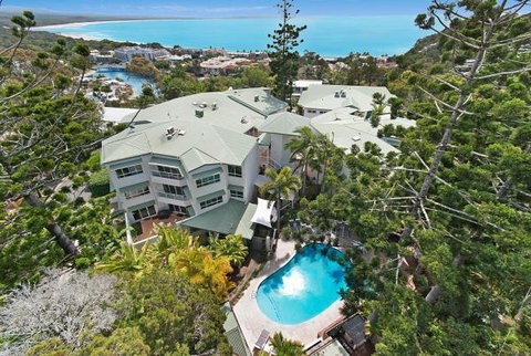 The Lookout Resort Noosa - Accommodation Sunshine Coast 0