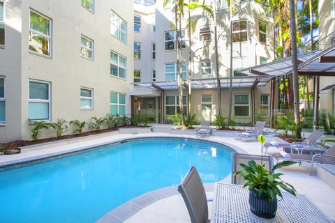 Emerald Noosa - Accommodation Sunshine Coast 3