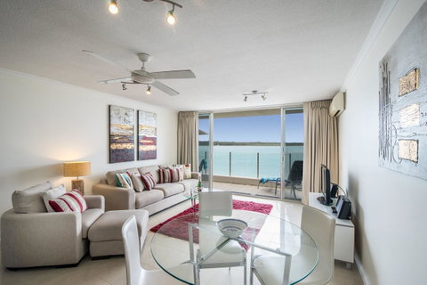 Noosa Harbour Resort - Accommodation Sunshine Coast 11