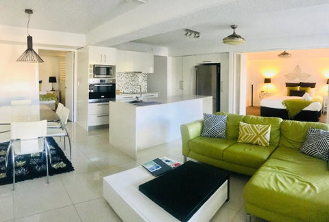 Hotel Laguna - Accommodation Sunshine Coast 7