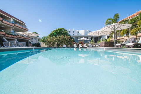 Hotel Laguna - Accommodation Sunshine Coast 0