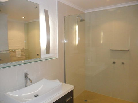 Myuna Holiday Apartments - Accommodation Sunshine Coast 42