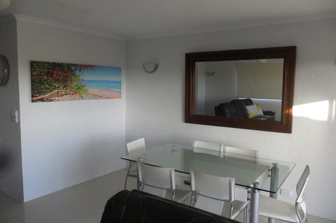 Myuna Holiday Apartments - Accommodation Sunshine Coast 9