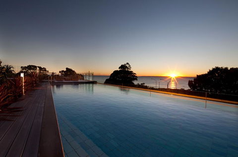 Oaks Redcliffe Mon Komo Suites - Accommodation Sunshine Coast 3