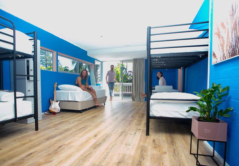 Rainbow Bay Backpackers - Accommodation Sunshine Coast 11