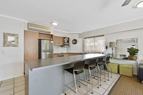 Riverside - Accommodation Sunshine Coast 2