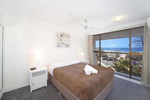 Coolum Caprice - Accommodation Sunshine Coast 6