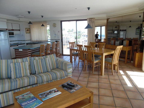 Coolum Caprice - Accommodation Sunshine Coast 12
