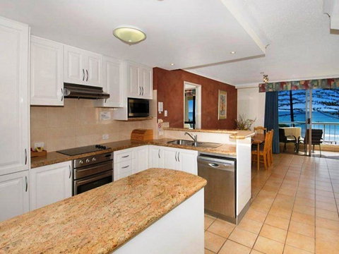 Coolum Caprice - Accommodation Sunshine Coast 25