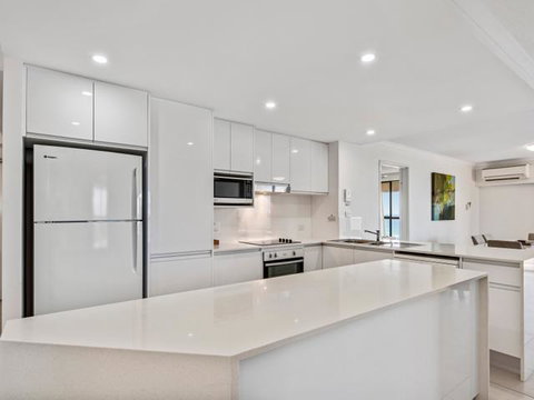 Coolum Caprice - Accommodation Sunshine Coast 3