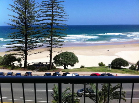 Coolum Caprice - Accommodation Sunshine Coast 34