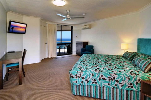 Coolum Caprice - Accommodation Sunshine Coast 33