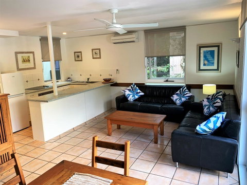 The Hastings Beach Houses - Accommodation Sunshine Coast 10