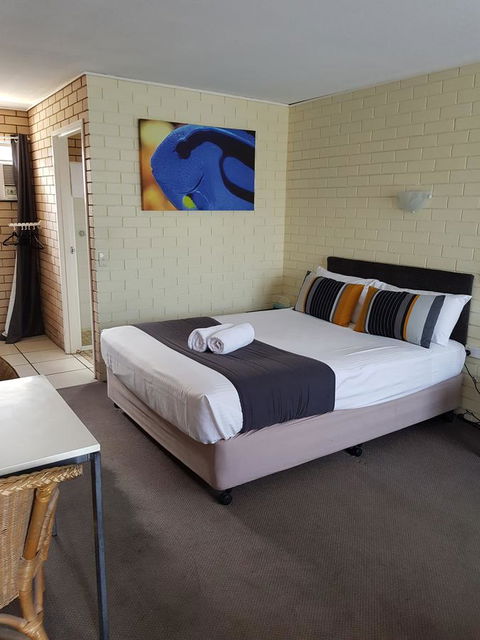 Twin Pines Motel - Accommodation Sunshine Coast 21