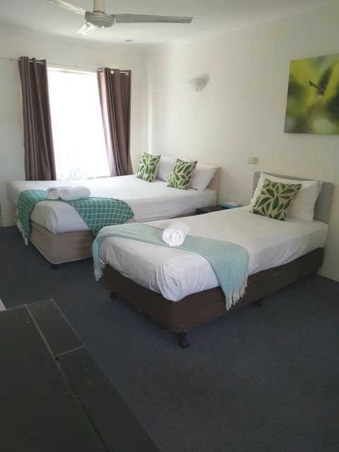 Twin Pines Motel - Accommodation Sunshine Coast 10